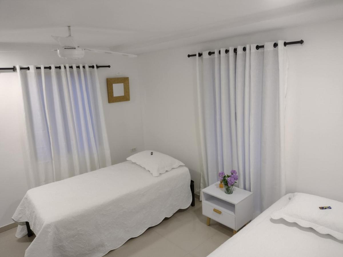 Manga Home - Hostal Cartagena Екстер'єр фото