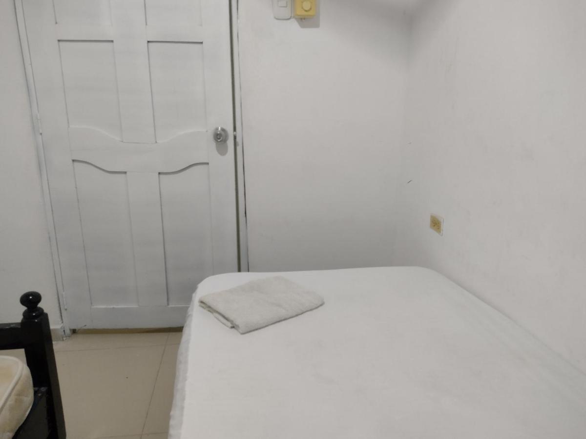 Manga Home - Hostal Cartagena Екстер'єр фото